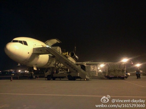 ipad_3_plane_loading