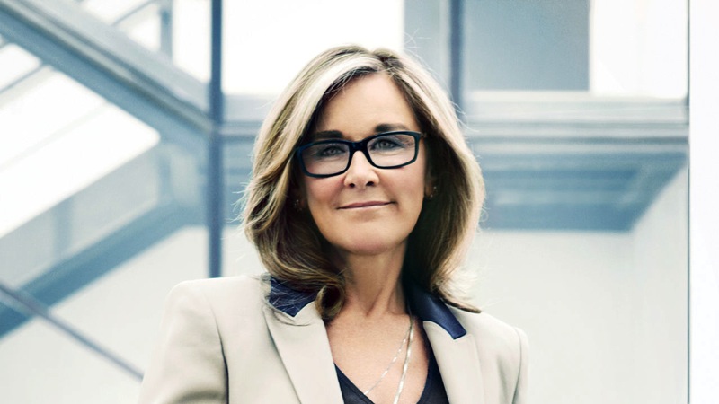 angelaahrendts.jpg" width="800" height="450" class="aligncenter size-full wp-image-397805