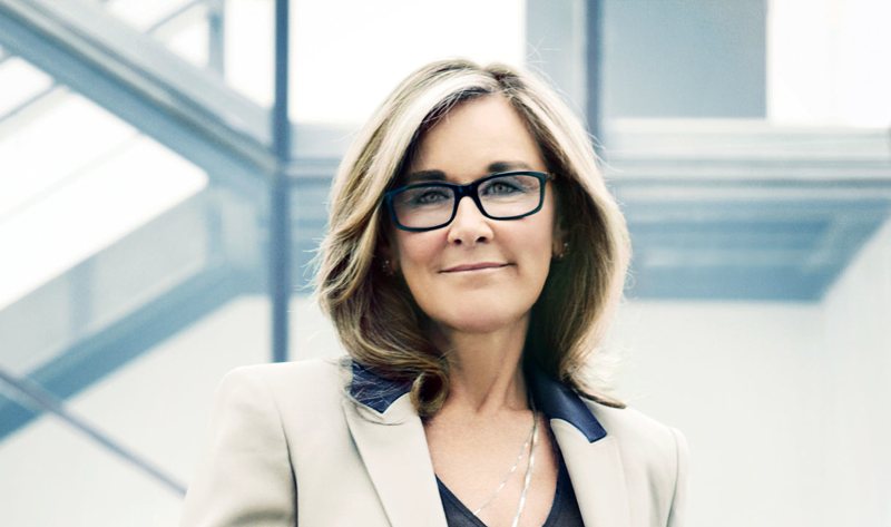 Angelaahrendts" title="angelaahrendts.jpg" width="800" height="473" class="aligncenter