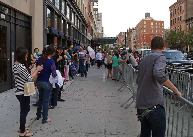 photo of iPhone 6 and iPhone 6 Plus Launch Day: What to Expect image