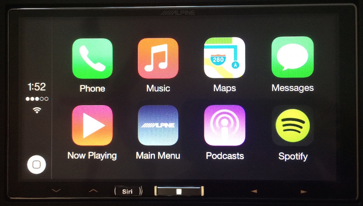 photo of Hands-On With Alpine's iLX-007 In-Dash CarPlay Entertainment System image