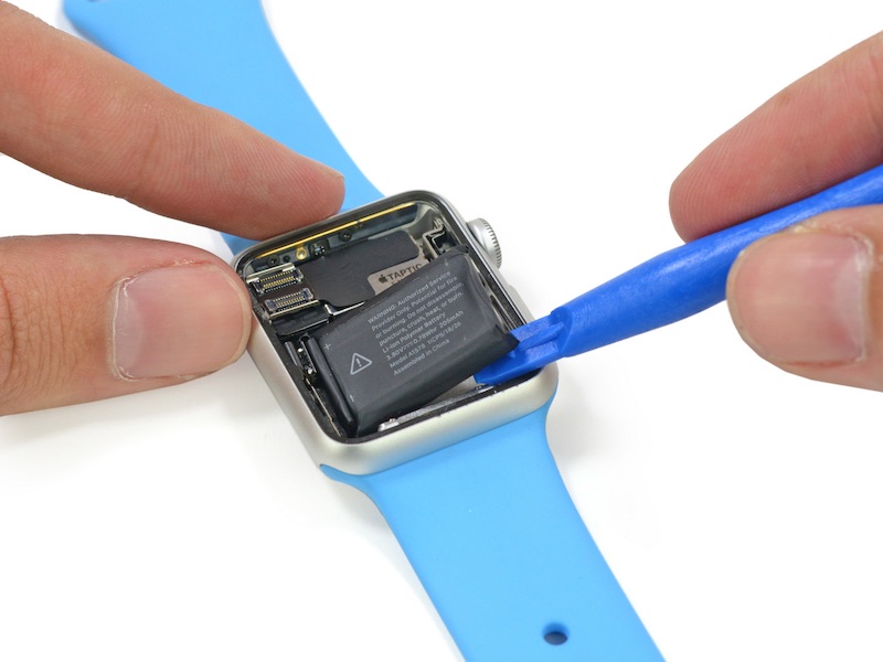 teardown-of-38mm-apple-watch-sport-reveals-205-mah-battery-taptic