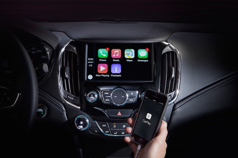 chevrolet_carplay" width="800" height="533" class="aligncenter size-full wp-image-452116