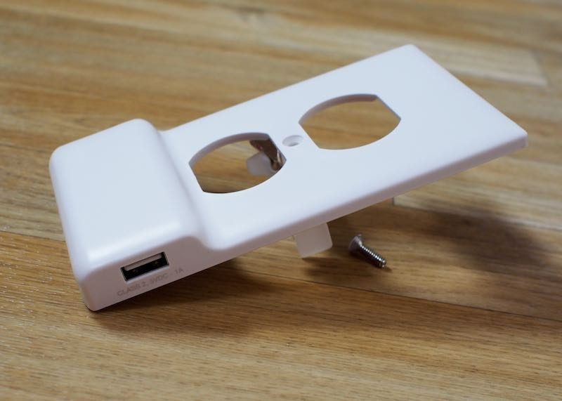 Review: Easy-Install SnapPower Charger Adds