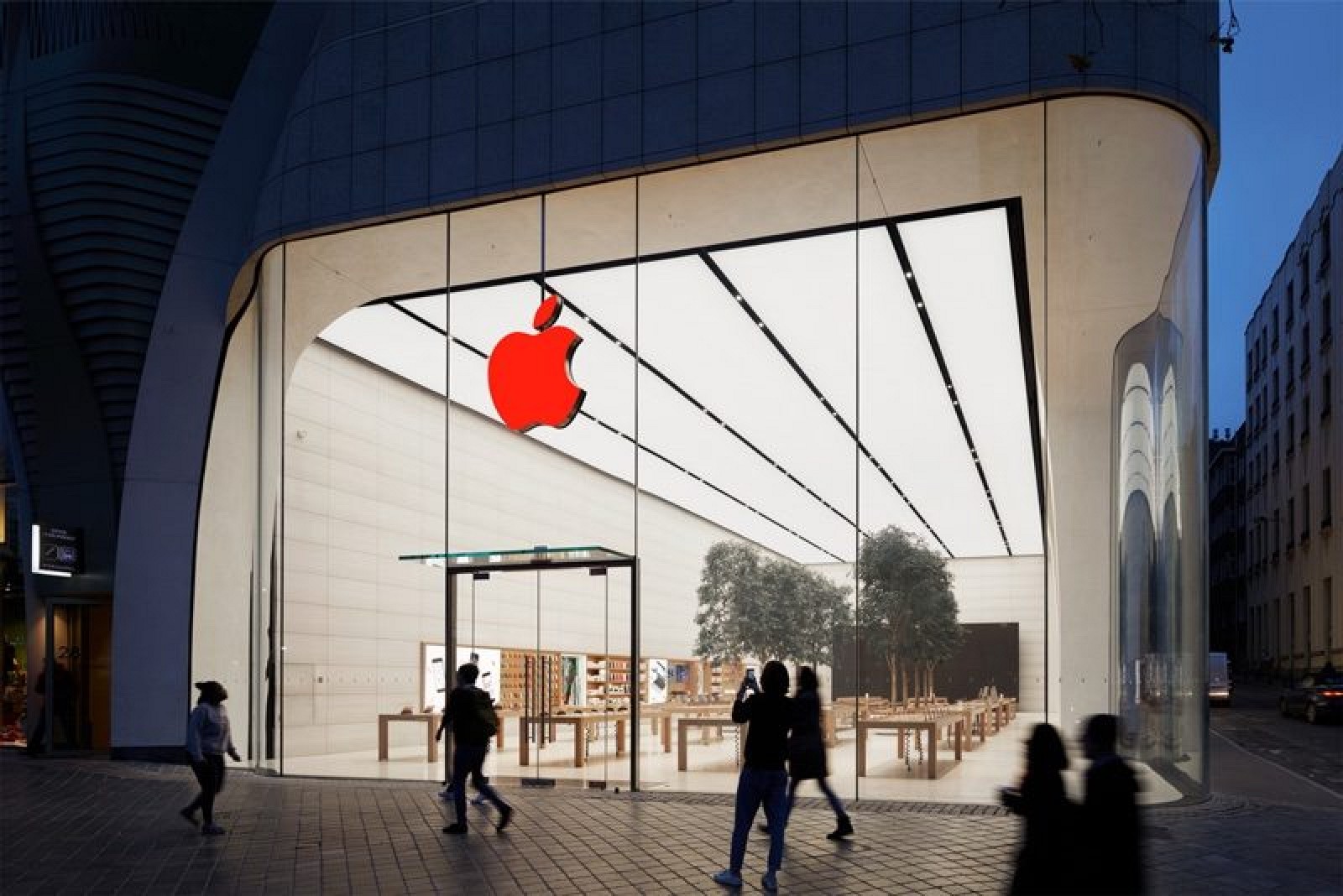 photo of Apple Retail Stores Sporting Red Logos for World AIDS Day image