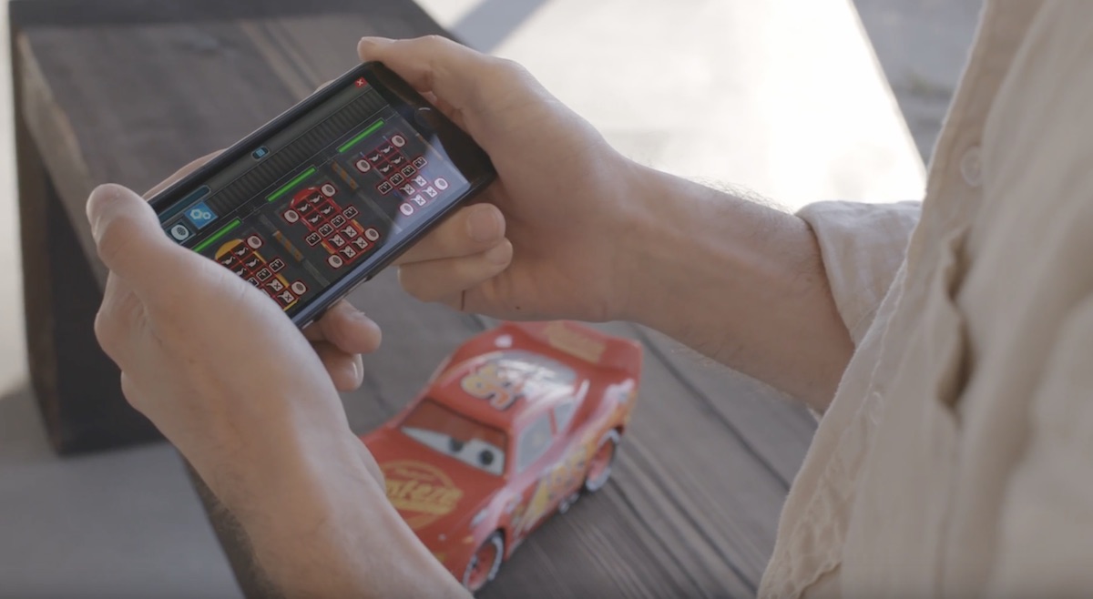 Sphero Launches 0 iPhone-Controlled Lightning