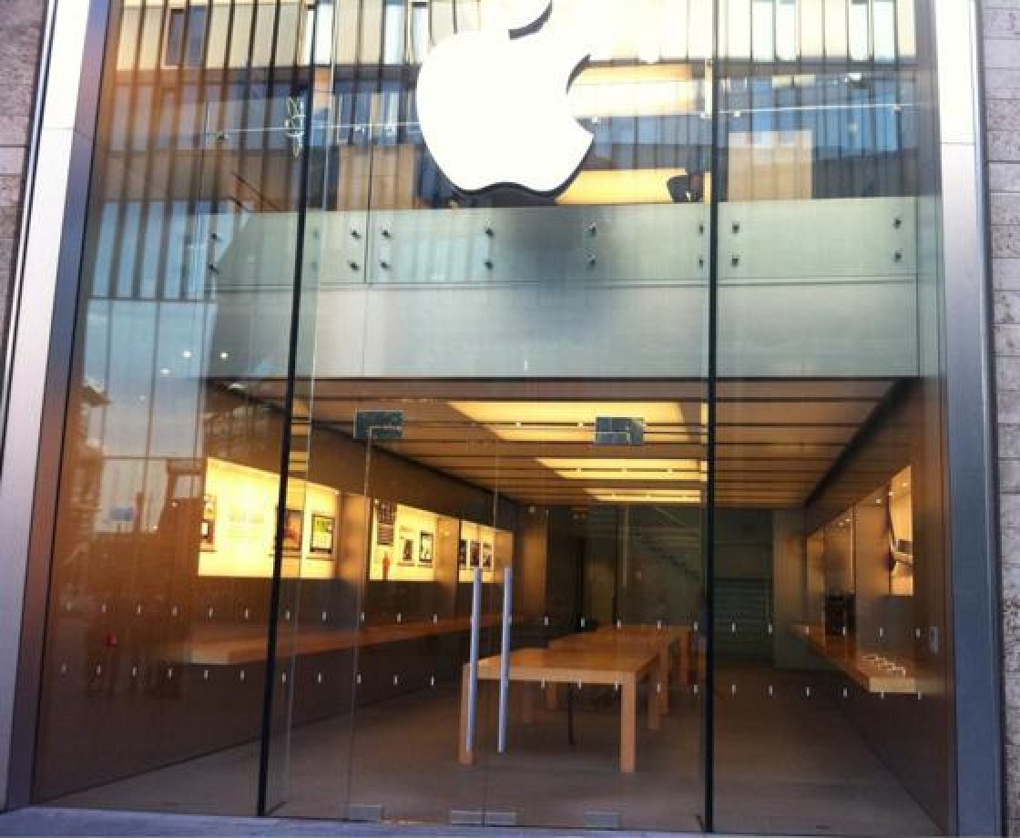 How do you locate Apple stores by ZIP code?