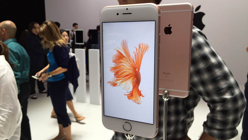 No Walk-in iPhone 6s Sales at Apple Stores in 4 U.S. States, China