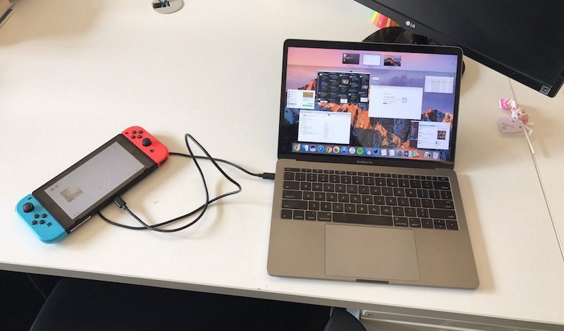 Nintendo Switch Acts as External Battery Pack for USB-C MacBook Pro