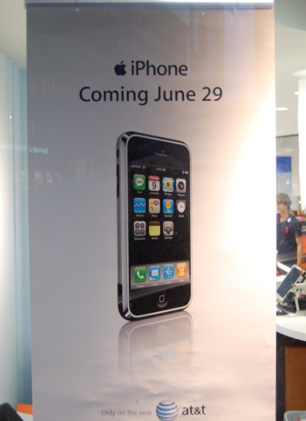 10 Years Ago, the Original iPhone Officially Launched