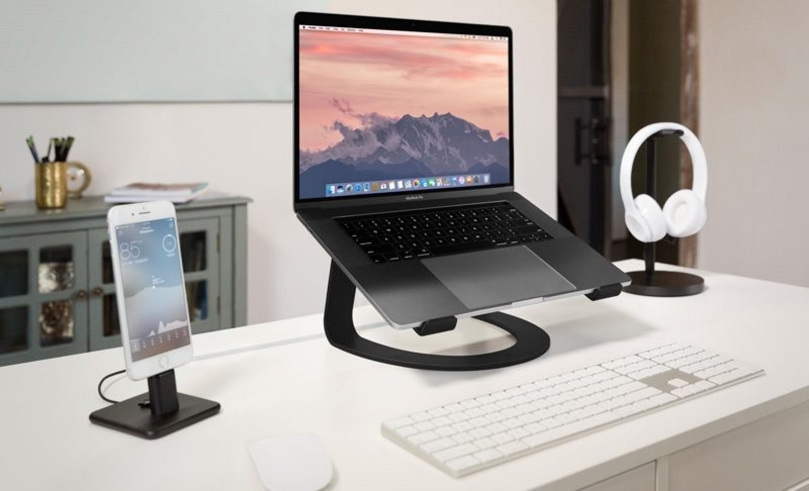 Twelve South Debuts 'Curve' Stand for Apple Notebooks ...