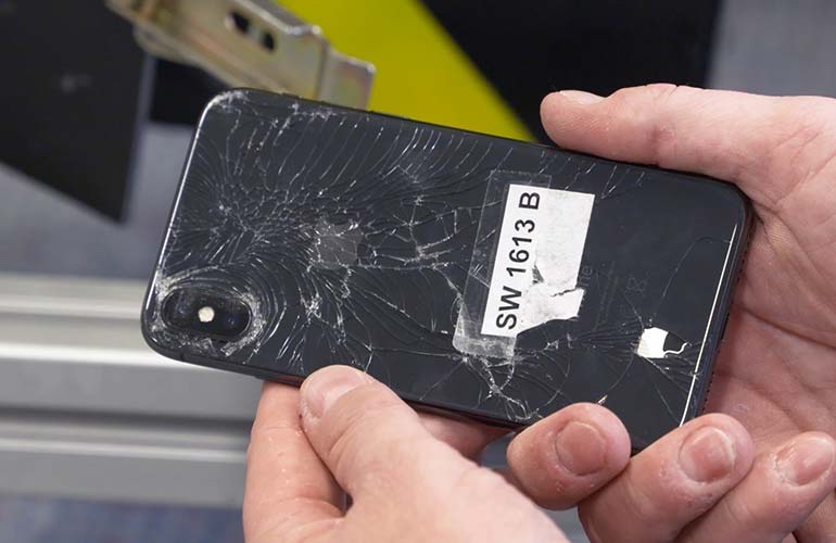 iPhone X is more breakable than iPhone 8 according to consumer report