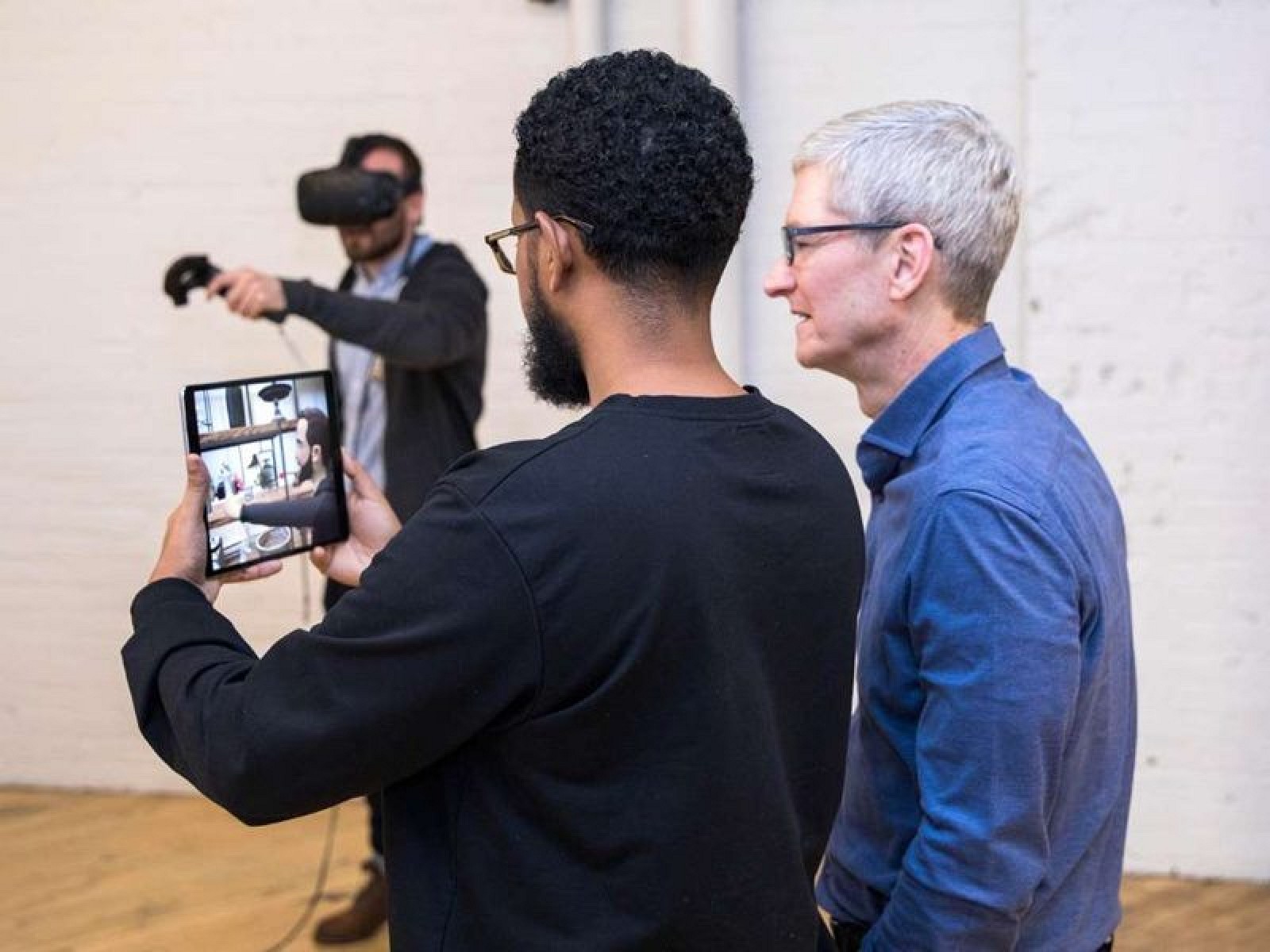 photo of Apple CEO Tim Cook: Hardware and Software Integration Will Set HomePod Apart From Competitors image