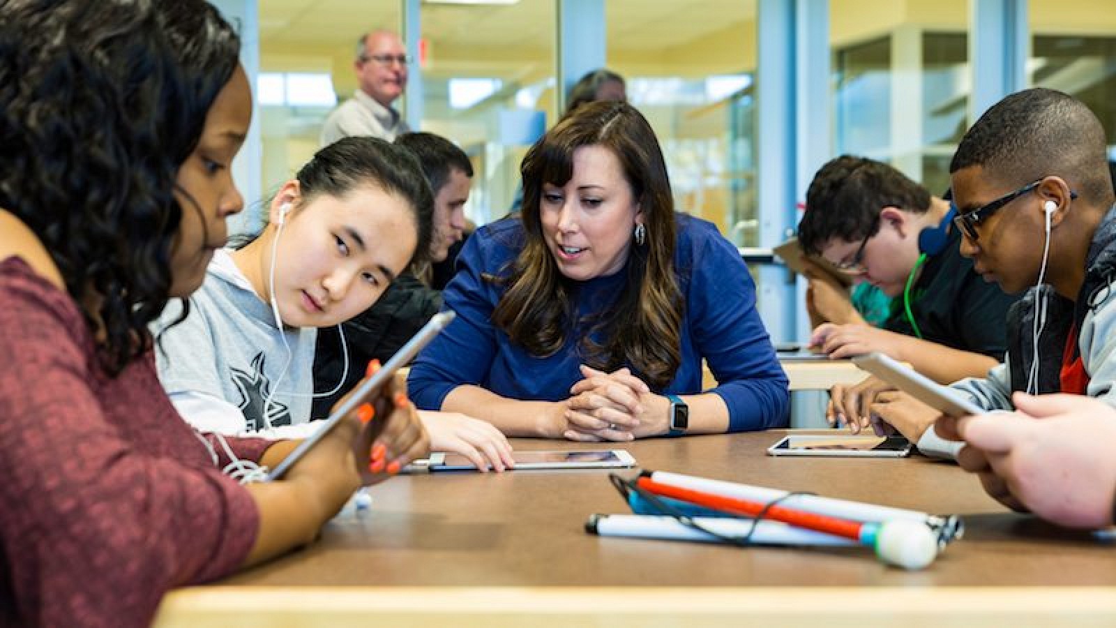 photo of Apple's Everyone Can Code Curriculum Expanding to Eight Schools Serving Blind and Deaf Students image