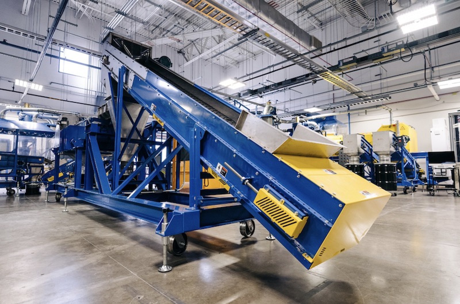 photo of Apple Opens Material Recovery Lab in Austin to Improve Recycling Efforts image
