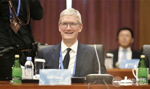 Apple CEO Tim Cook Named Board Chairman of Tsinghua University's School of Economics and Management